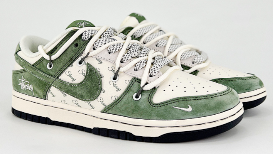 NIKE DUNK SB Nike shoes  Size, 36-45  You can click on the link of the picture below to view more detailed pictures.