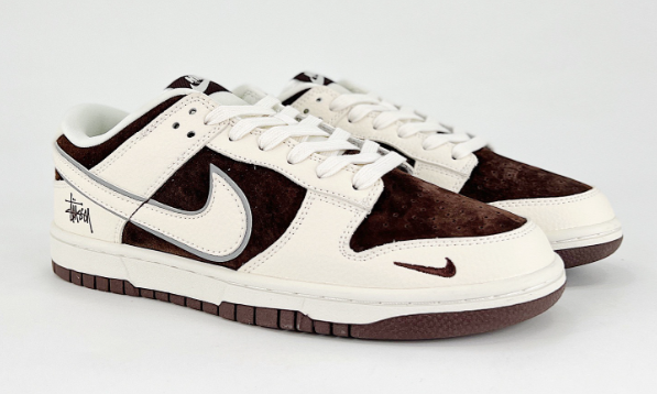 Nike shoes NIKE DUNK SB  Size, 36-45  You can click on the link of the picture below to view more detailed pictures.