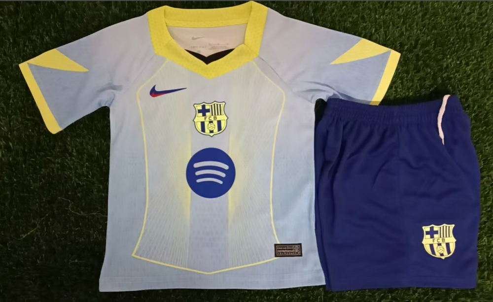 2025 2026 Barcelona  jersey Home and away kids kit 25 26 Barcelona soccer jersey 10-20 days. It will arrive in your country