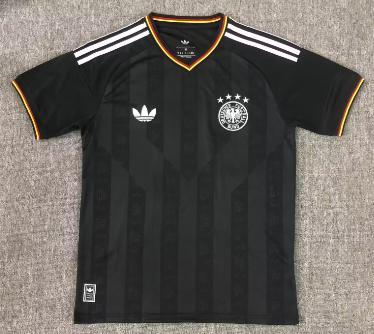 2026 World Cup National Team Germany  jersey Home and away New adult 26 27 Germany soccer jersey 10-20 days. It will arrive in your country