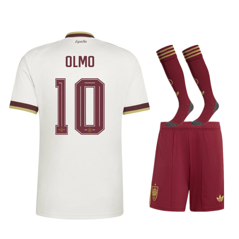 New 26 27 Spain World Cup jersey adult kit kids kit Home and away 2026 2027 Spain World Cup soccer jersey 10-18 days. It will arrive in your country