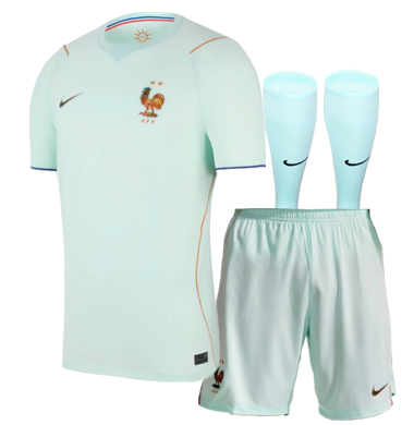 26 27 new France jersey  adult kit  kids kit  Home and away 2026 2027 France soccer jersey 10-18 days. It will arrive in your country