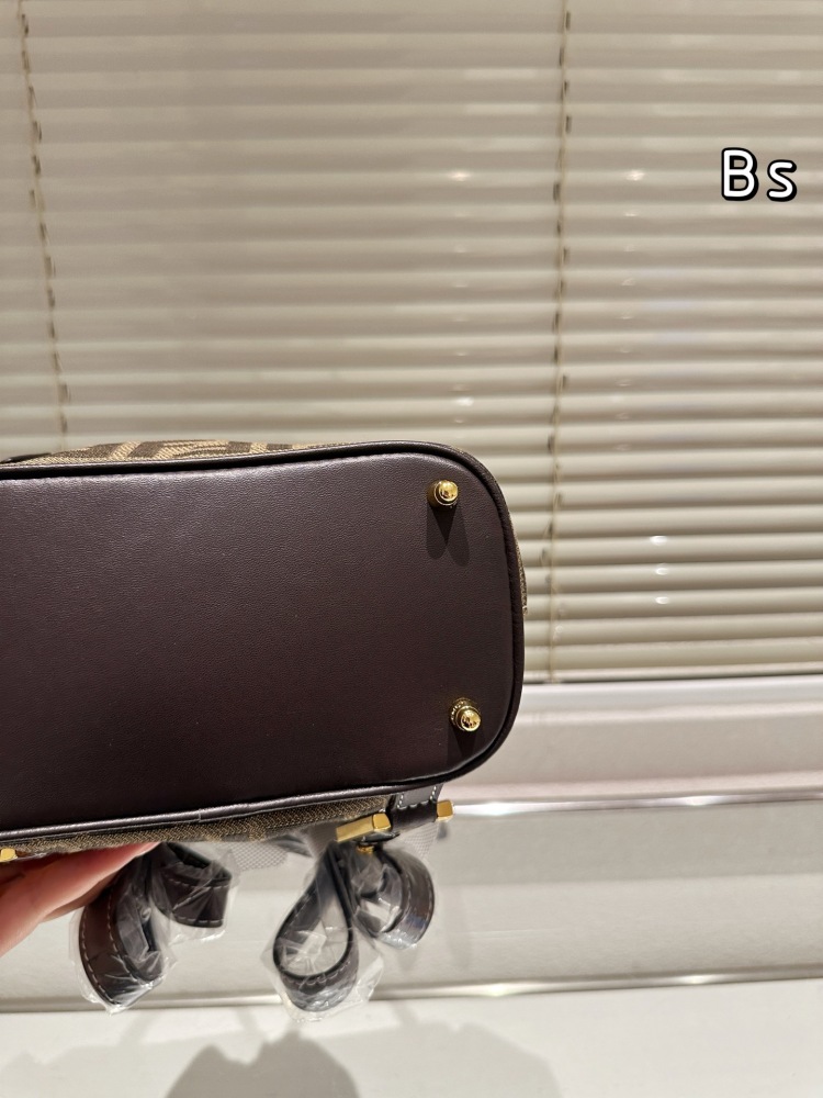 FENDI vintage double shoulder bag