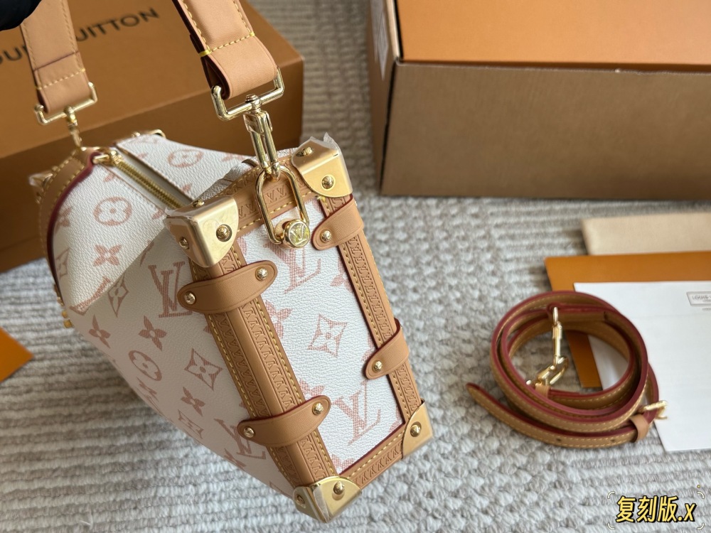 LV Side Trunk | The same style as Gu Ailing's, the dream accessory collection