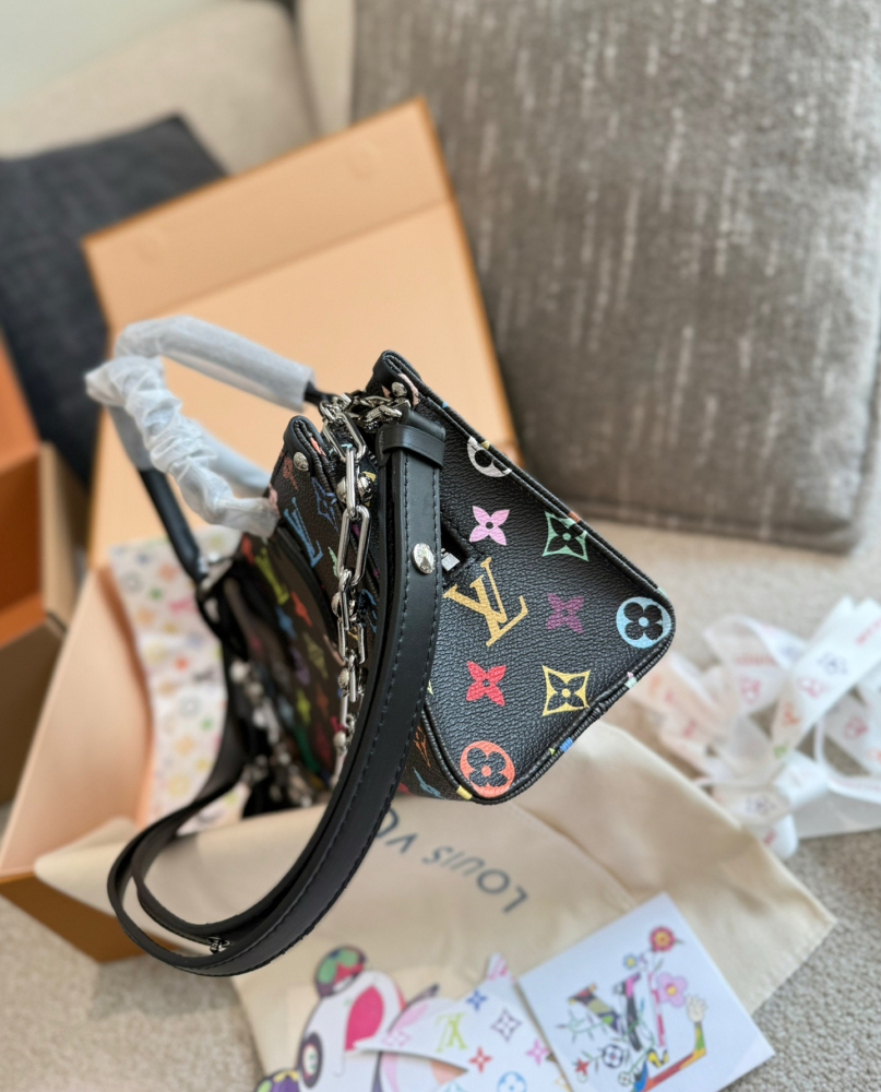 LV Onthego | Subtle Art, Premium Gear for Commuters!