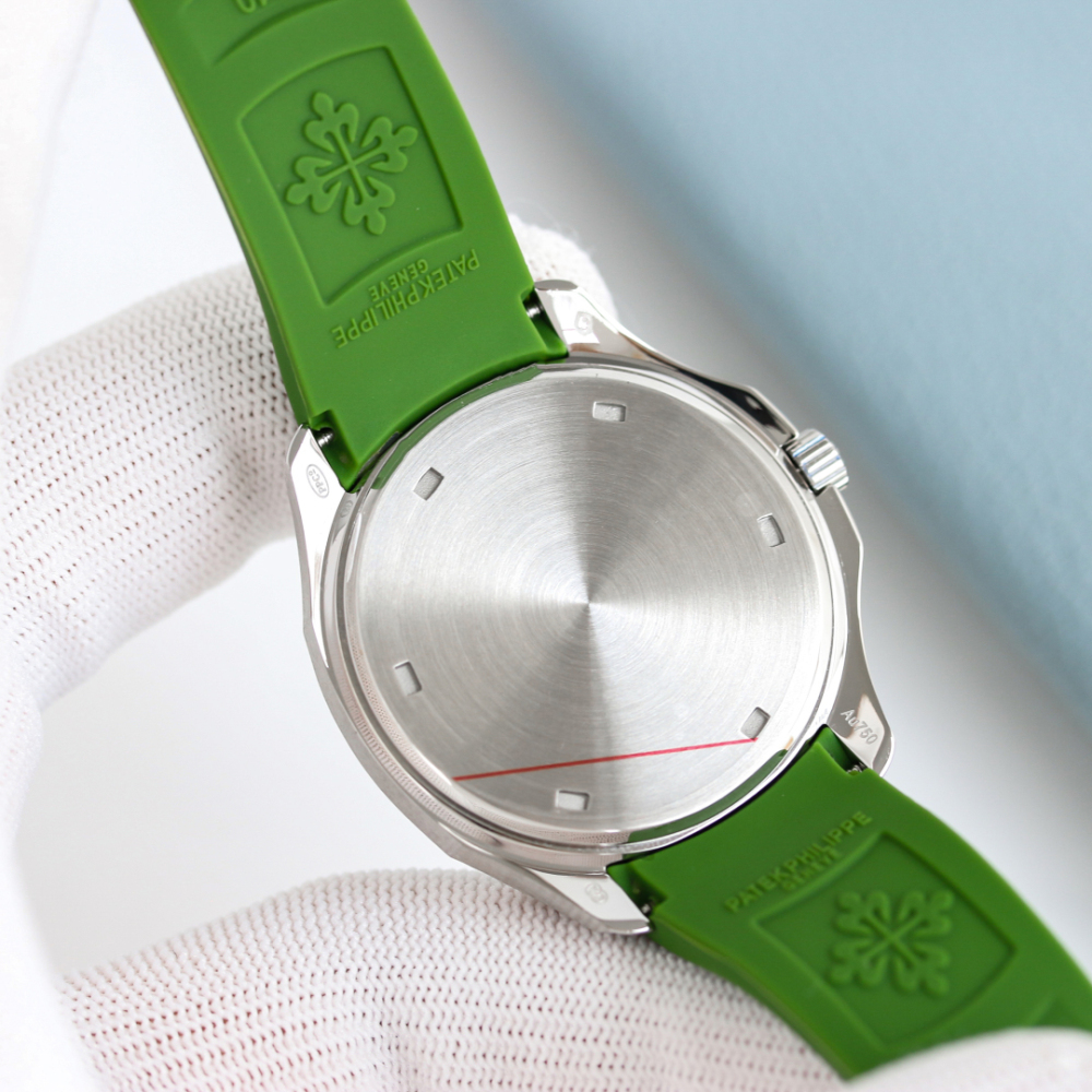 Patek Philippe Aquanaut Luce Wristwatch，Forest khaki green