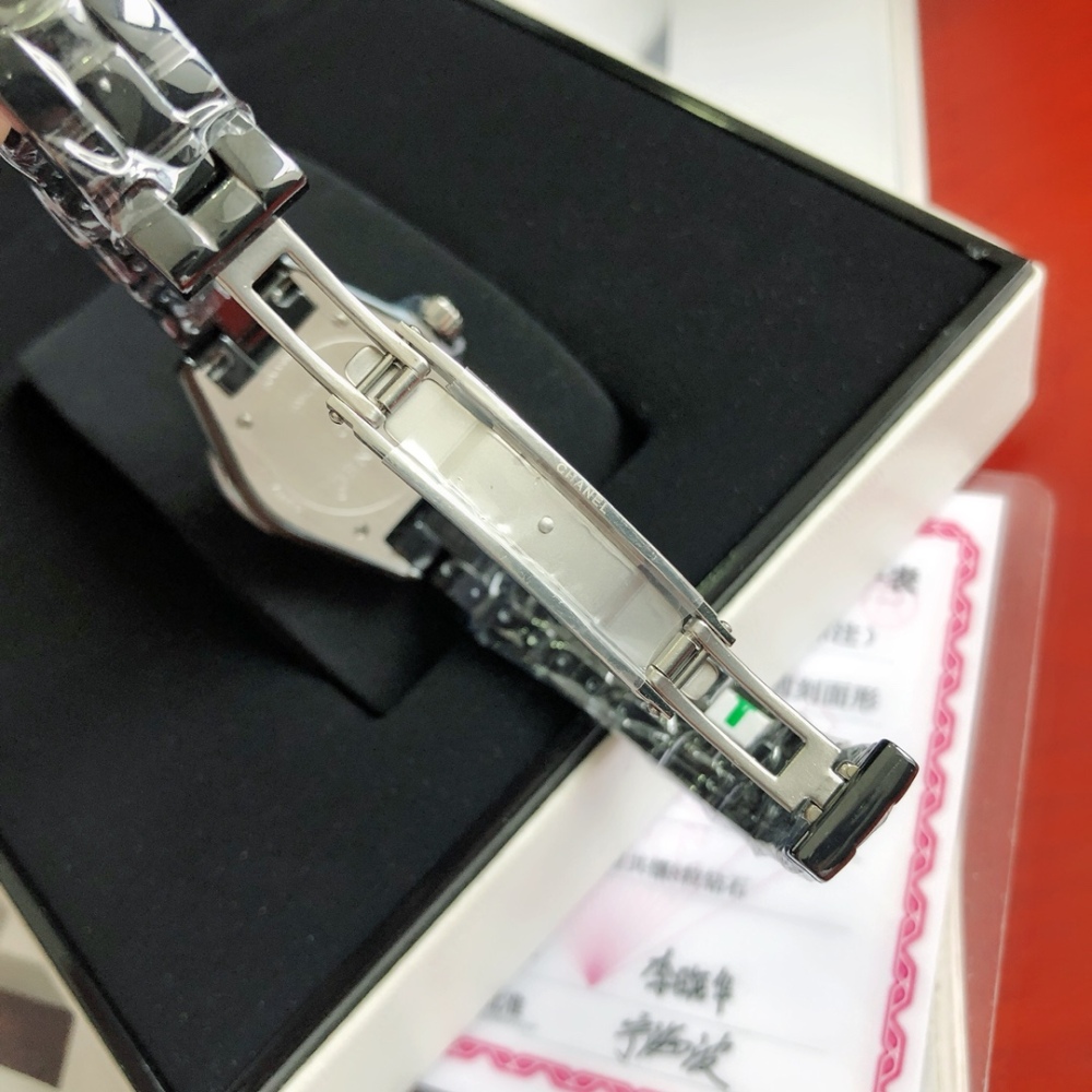 CHANEL J12 Series Quartz Model