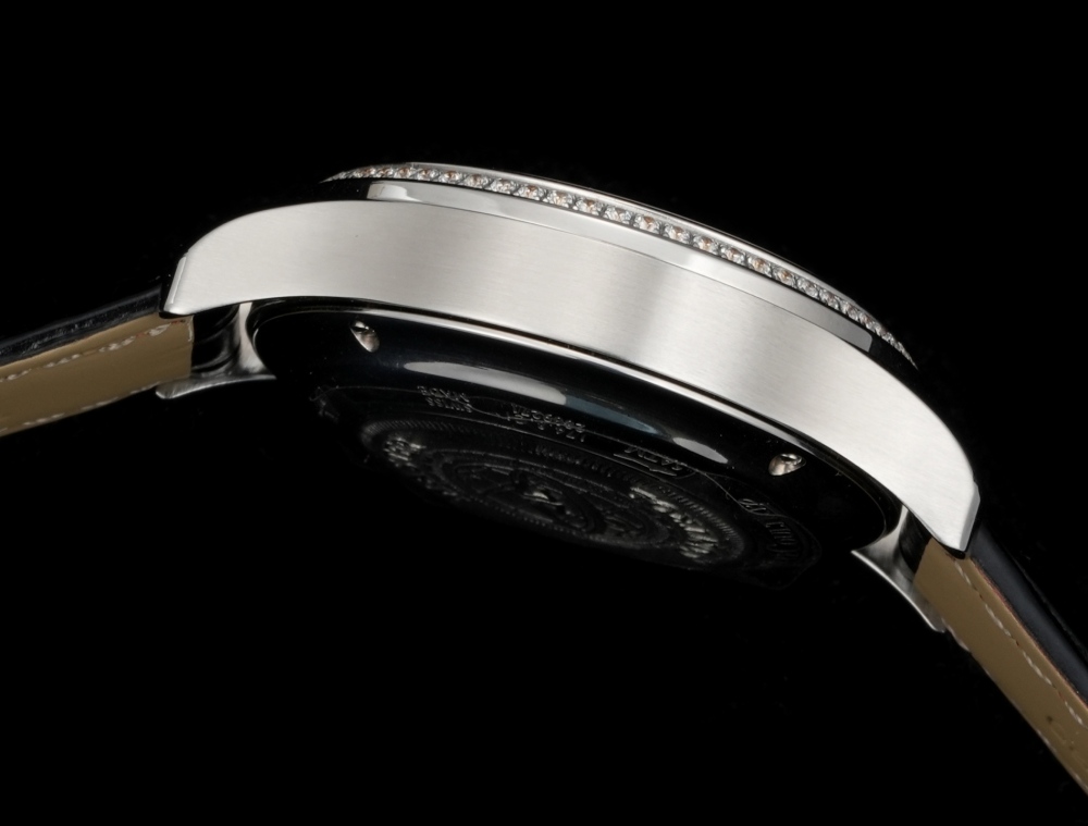 Jaeger-LeCoultre Master Series，Men's multi-functional mechanical wristwatch