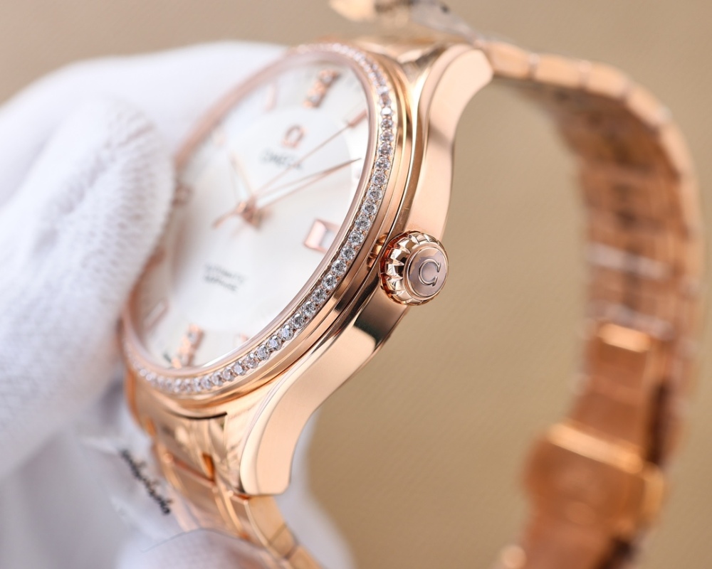 Omega, the latest business watch model, with high-end quality.