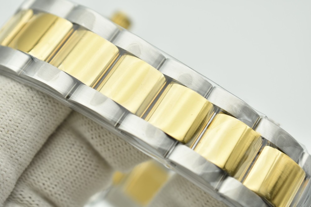 LONGINES - The Secrets of the Conchas Diving Series