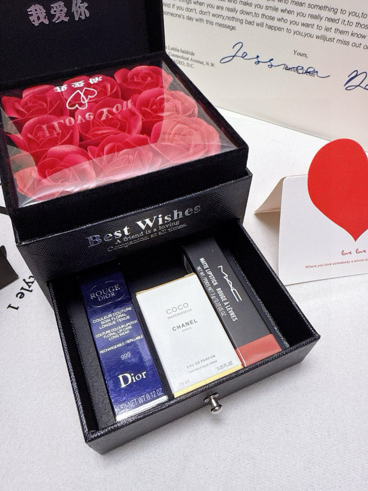 Dior MAC COCO Black 9-Flower Gift Box Perfume