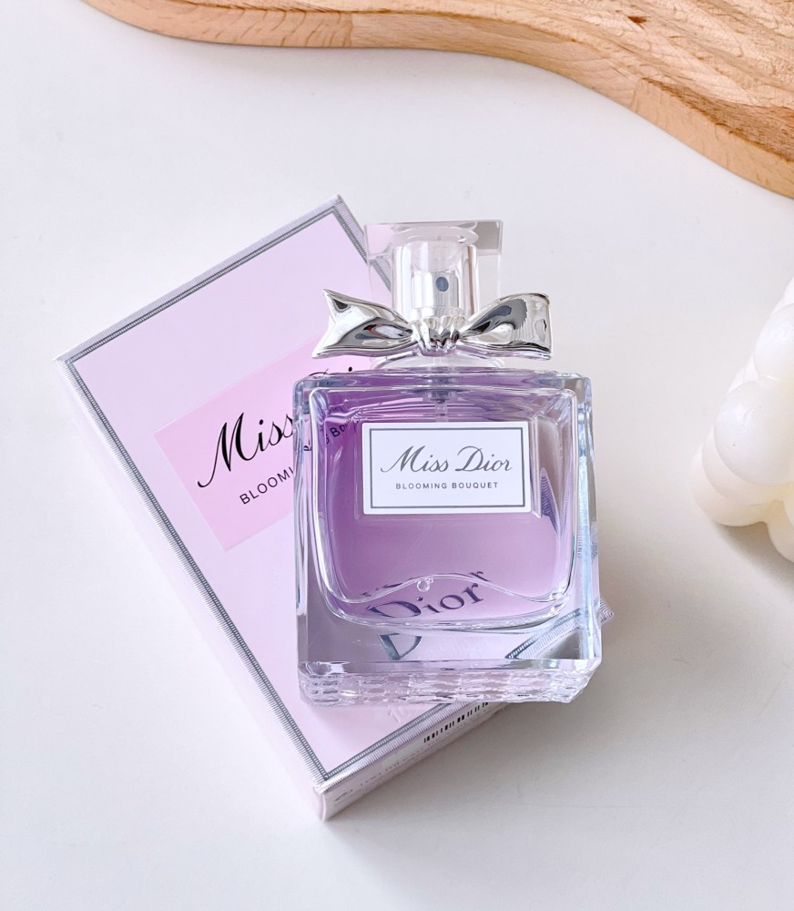 Miss Dior Floral Delicate Fragrance Perfume