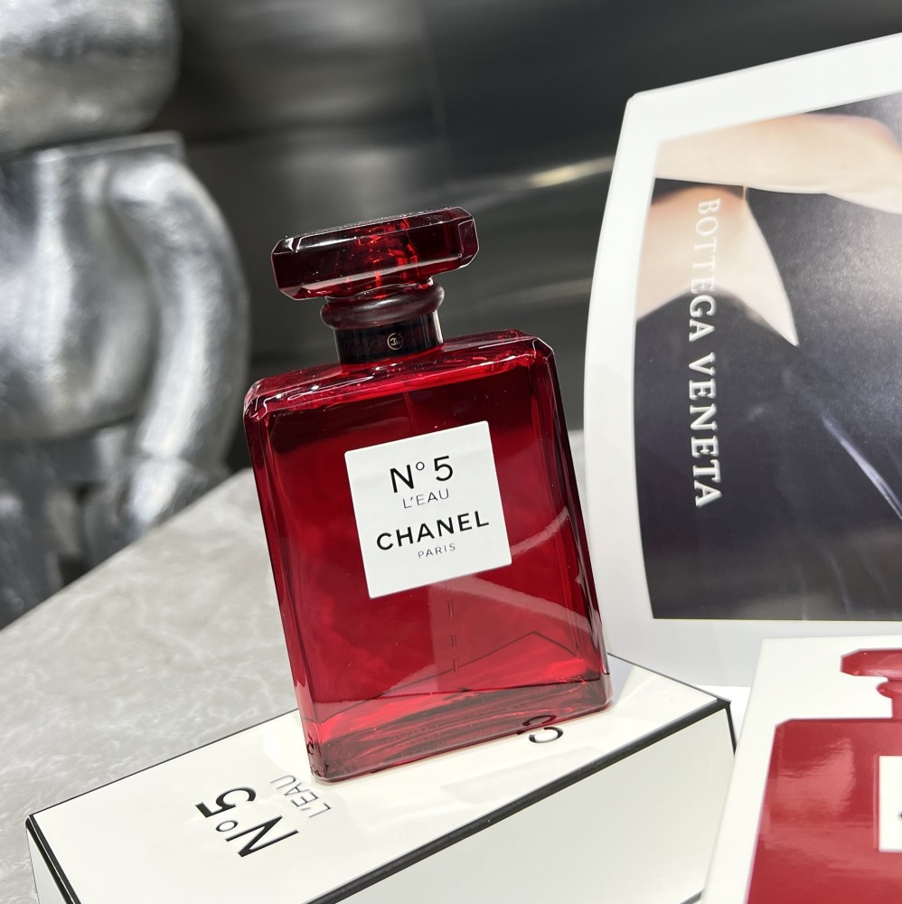 Chanel No. 5 Red Limited Edition Perfume