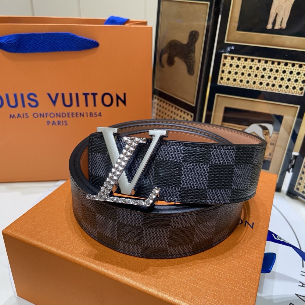 LV classic embossed leather belt