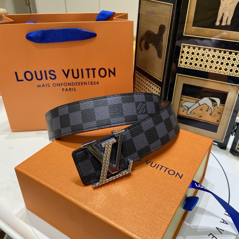 LV classic embossed leather belt