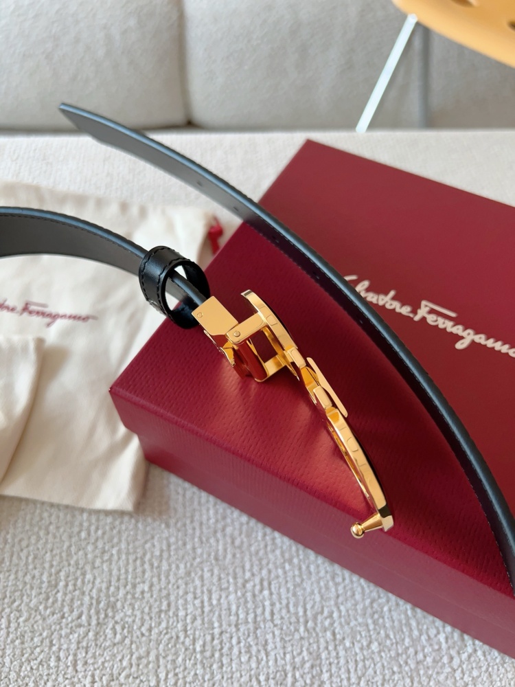 Ferragamo new style belt
