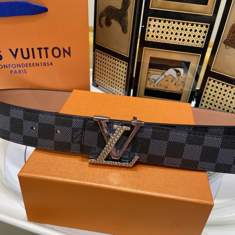LV classic embossed leather belt