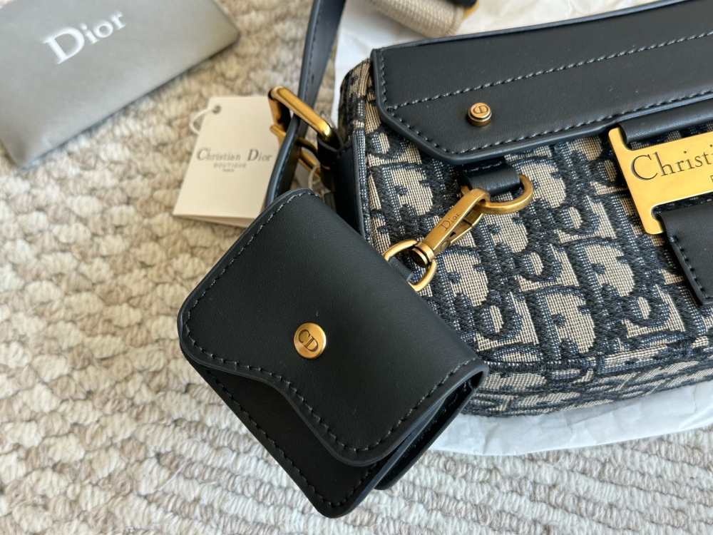 Dior Newstreet Chic Crossbody Bag