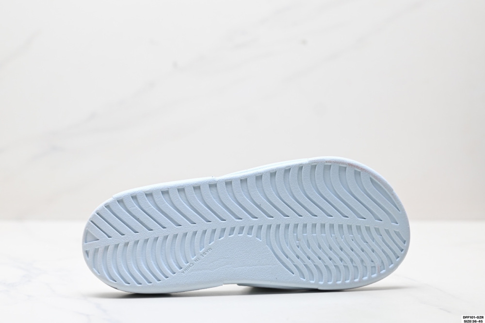 PUMA Royalcat Comfort Denim