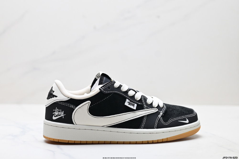 Nike Air Jordan 1 x Travis Scott