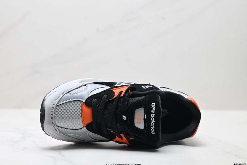New Balance NB 992 series