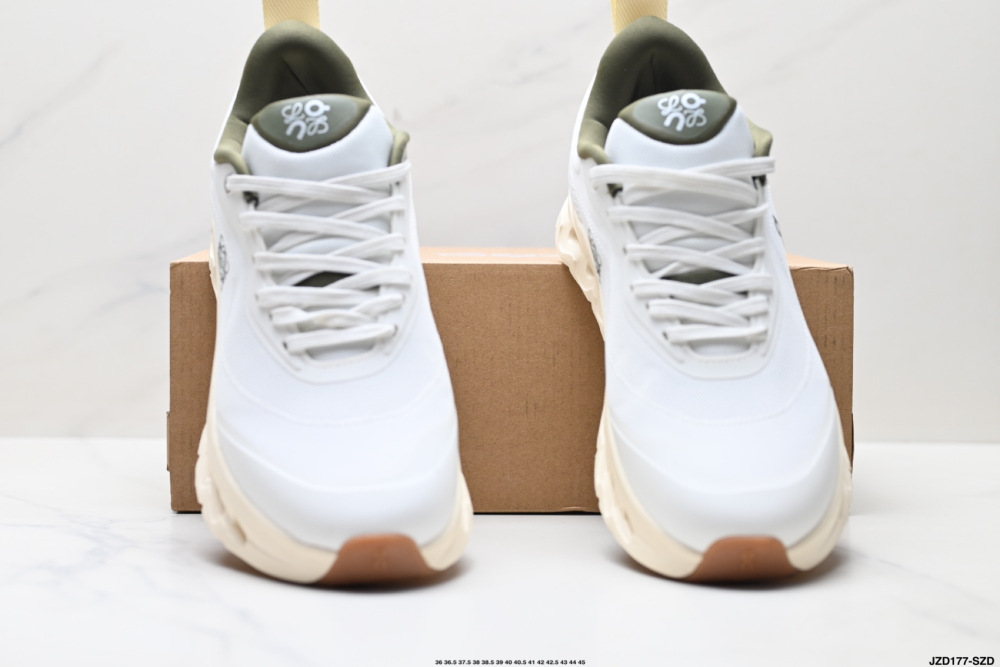 Loewe x On Cloudtilt 2.0