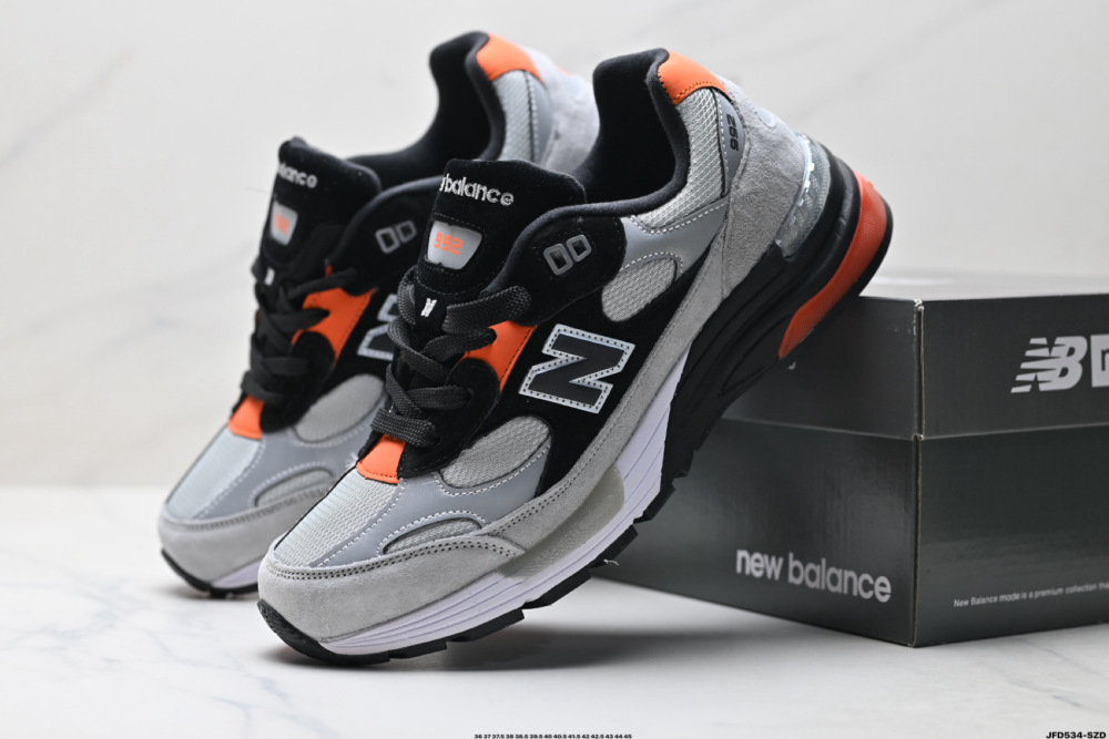 New Balance NB 992 series
