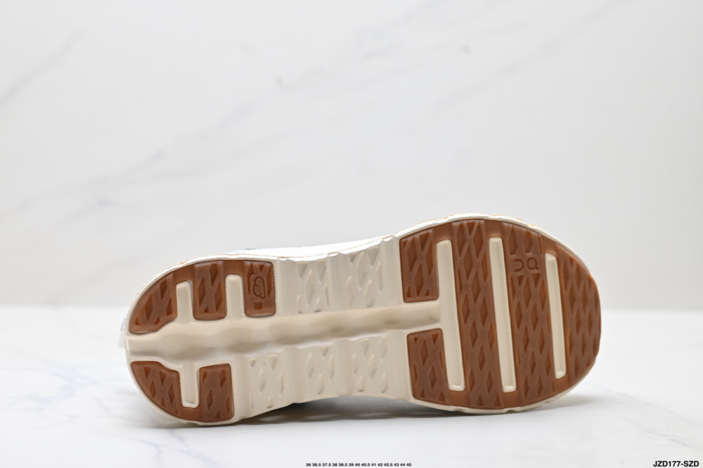 Loewe x On Cloudtilt 2.0