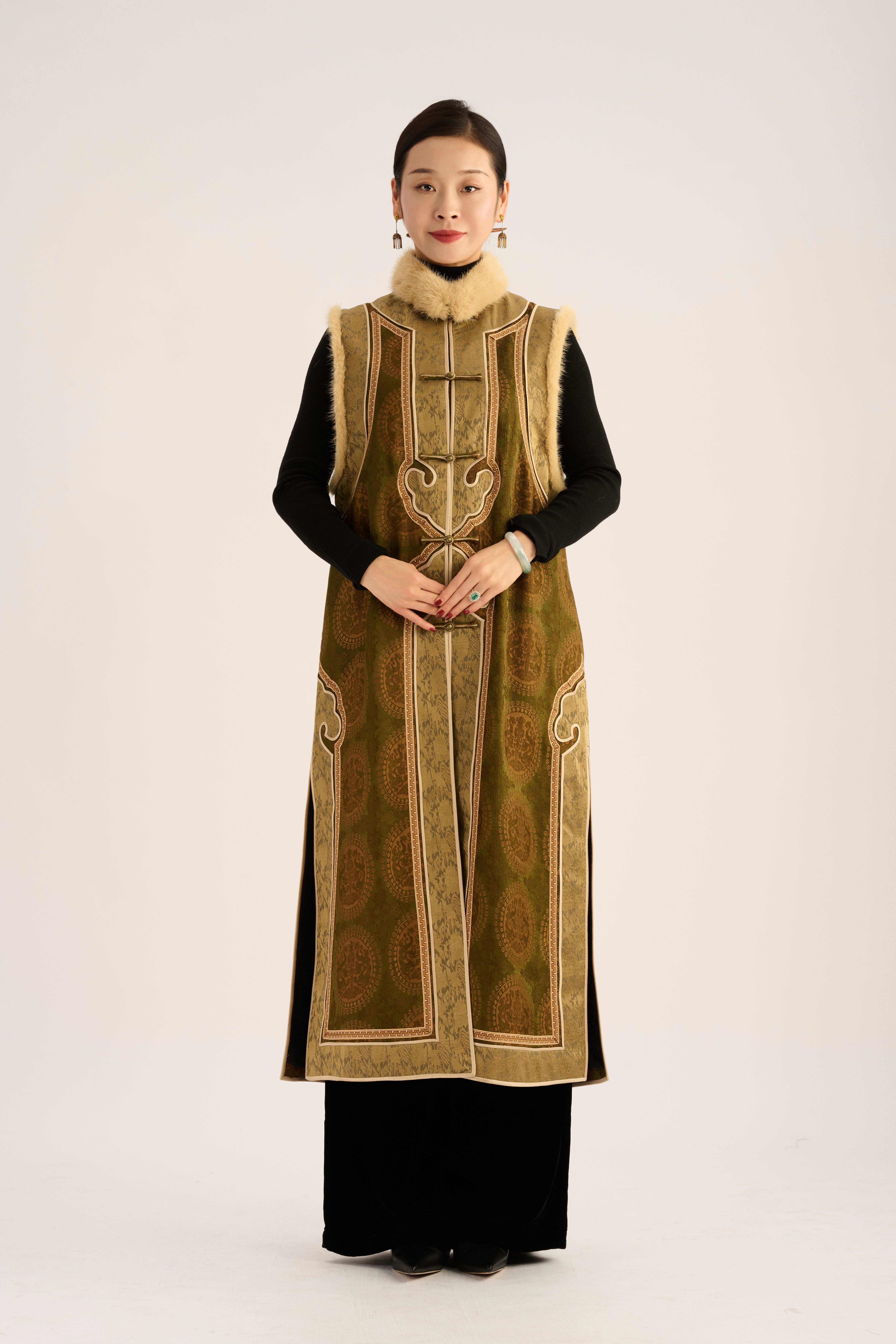 Qingqiu Pattern Coat