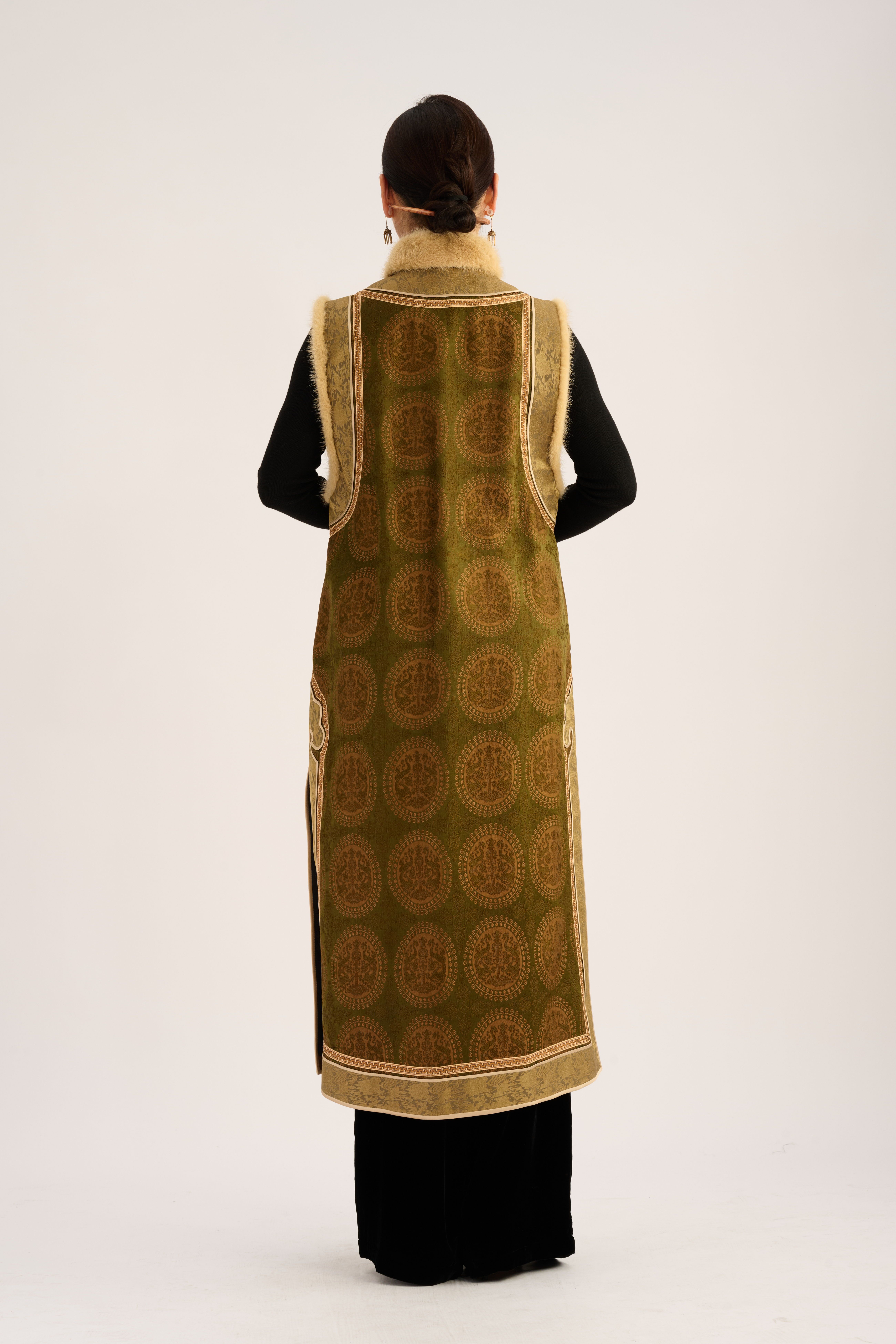 Qingqiu Pattern Coat