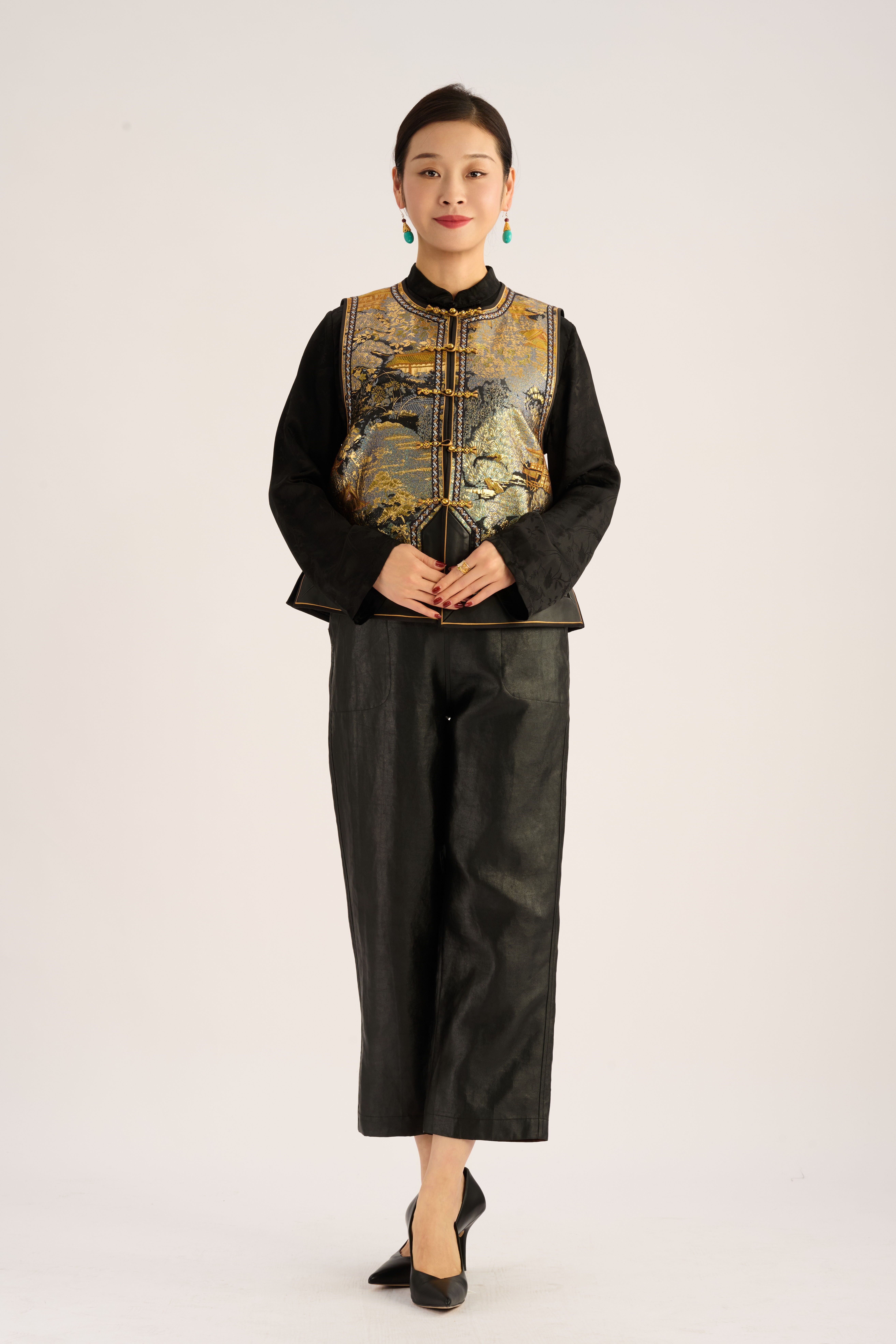 Liangye Embroidered Vest