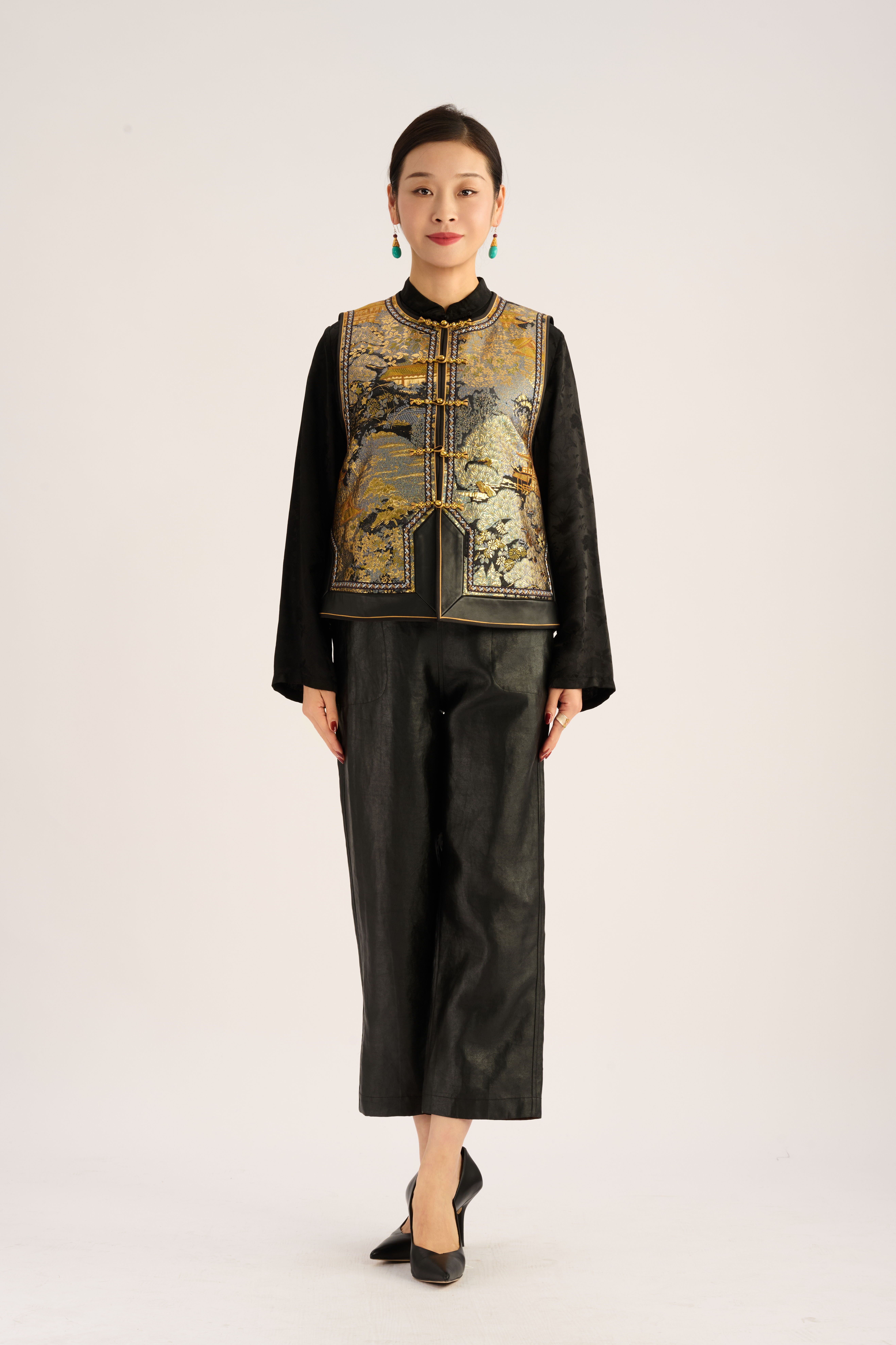 Liangye Embroidered Vest