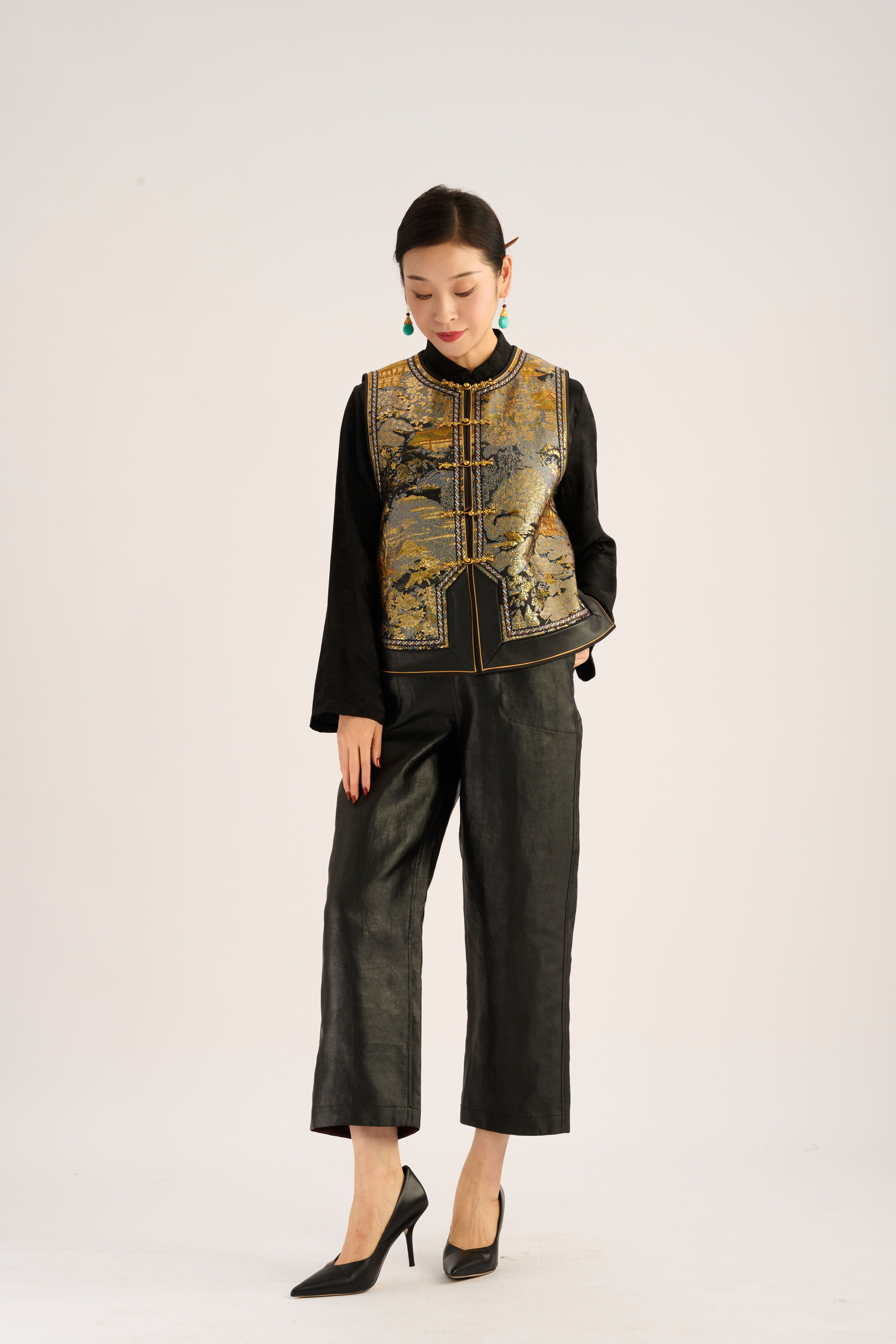 Liangye Embroidered Vest