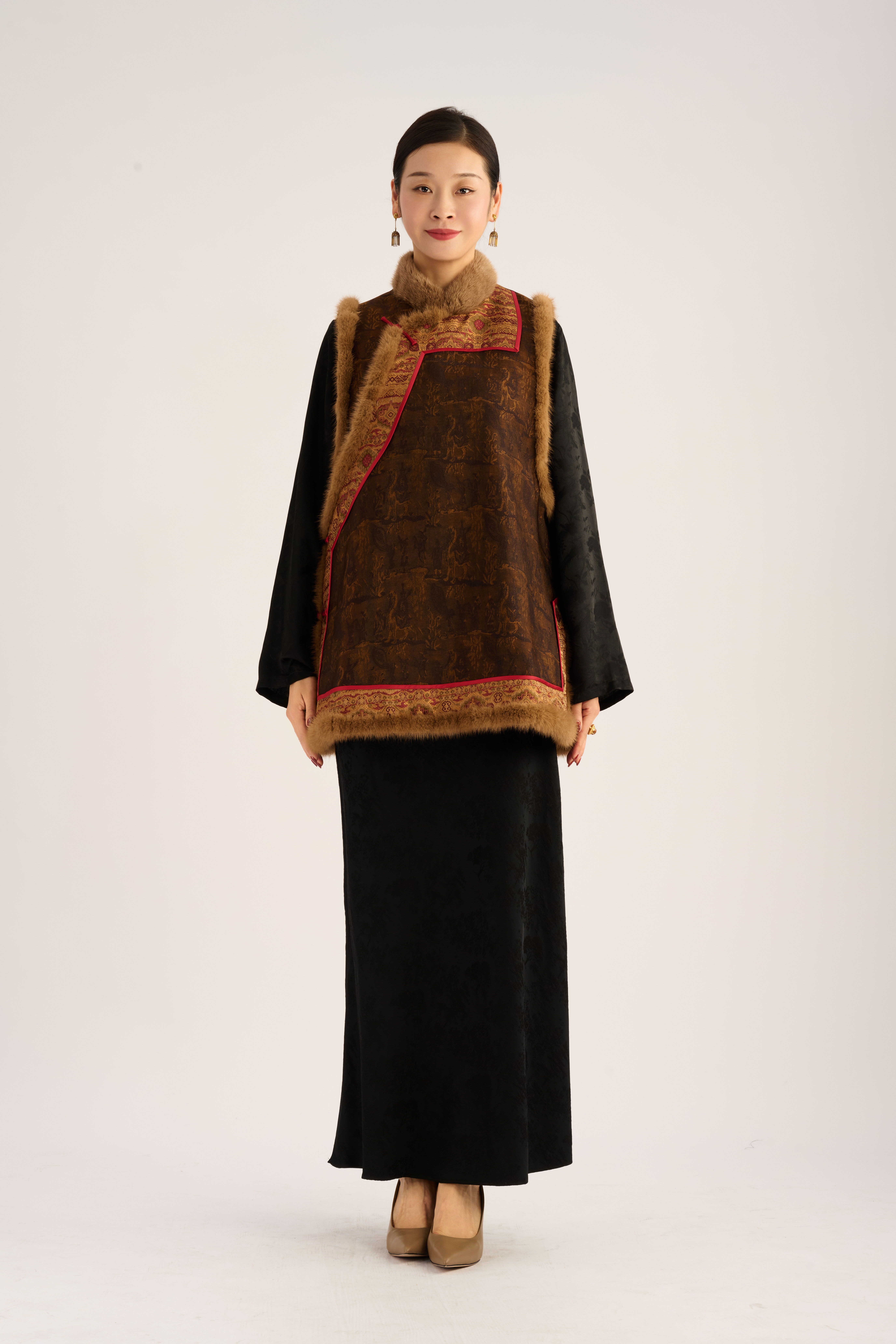 Chenxiang Pattern Vest