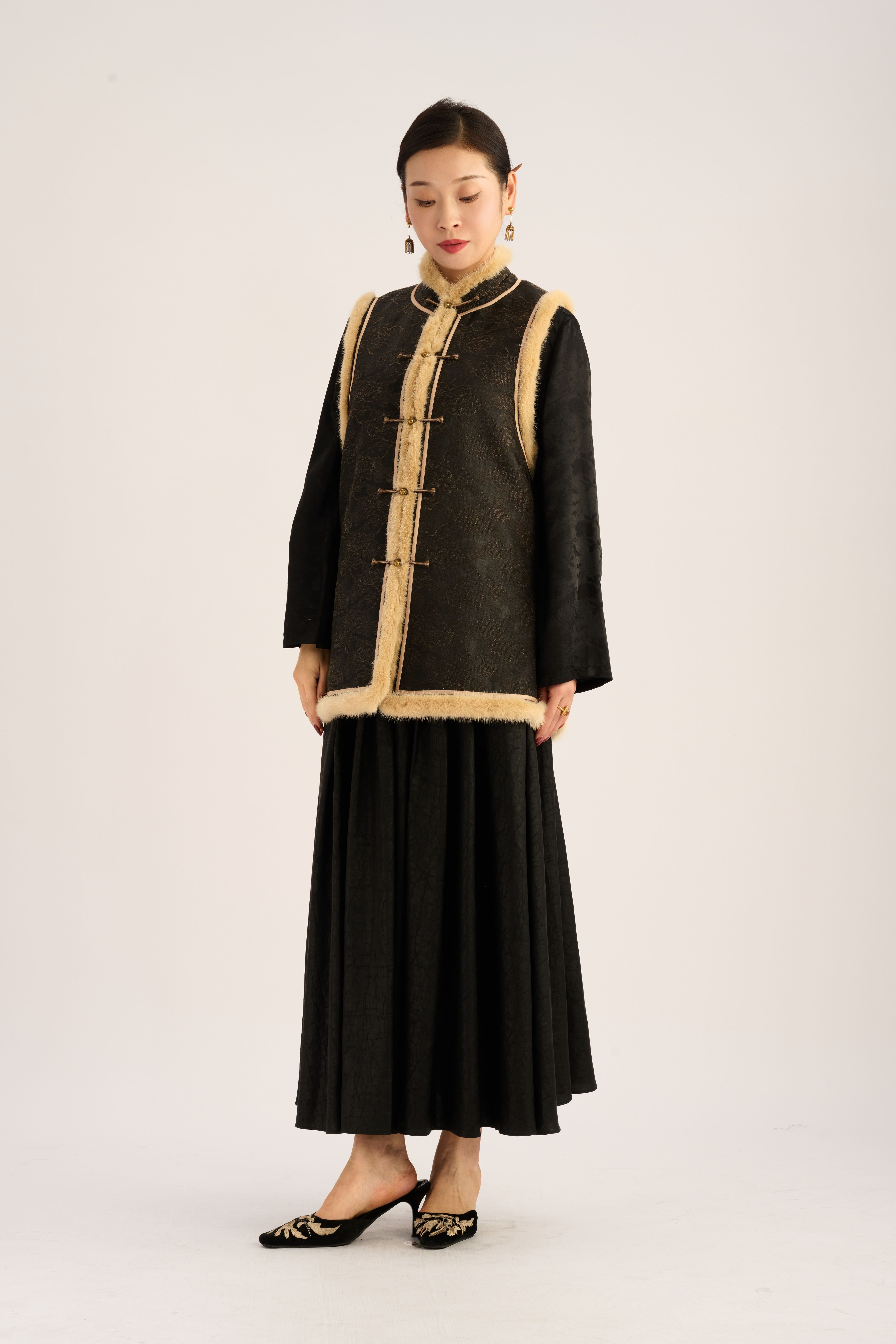 Tongxiang Pattern Vest