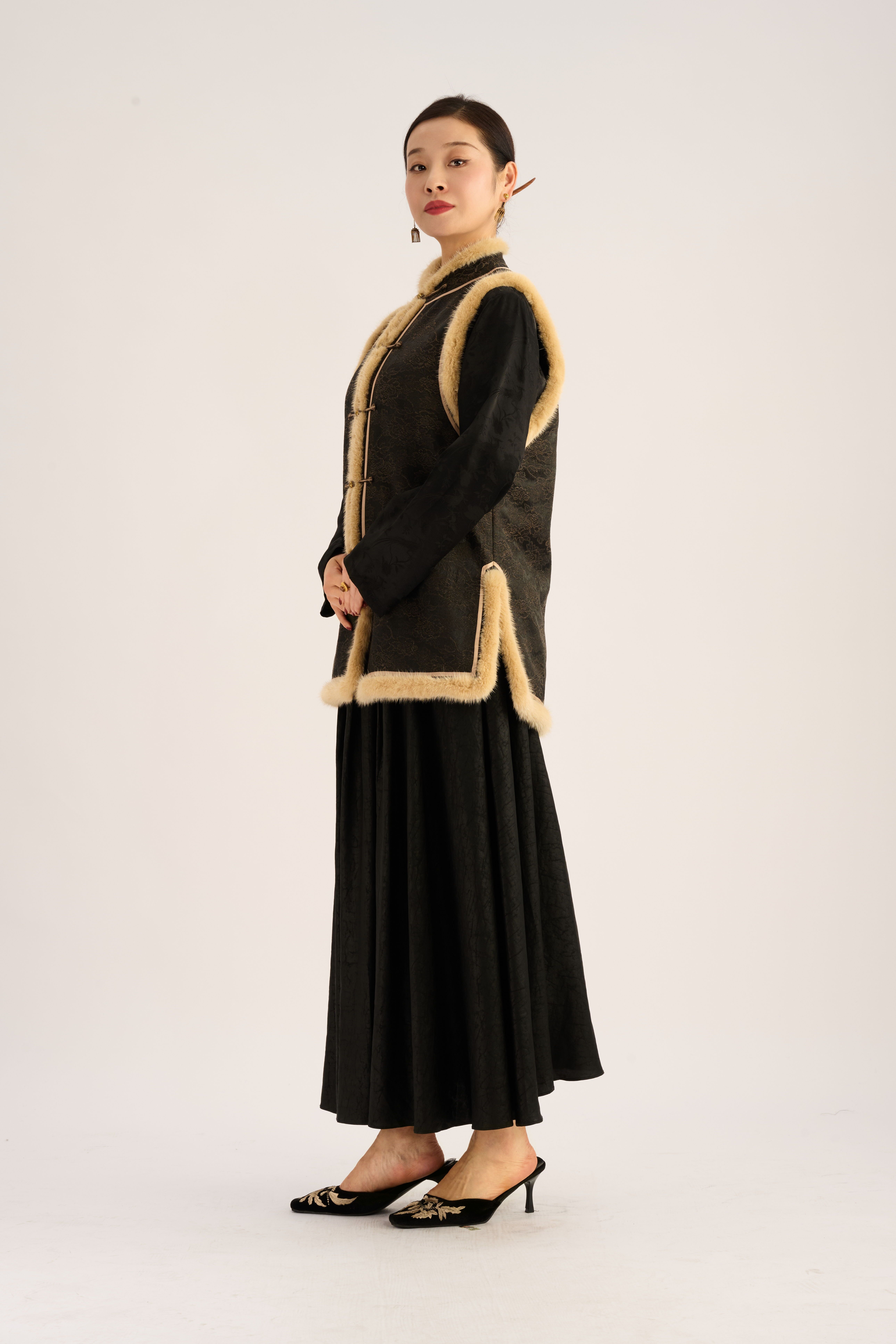 Tongxiang Pattern Vest