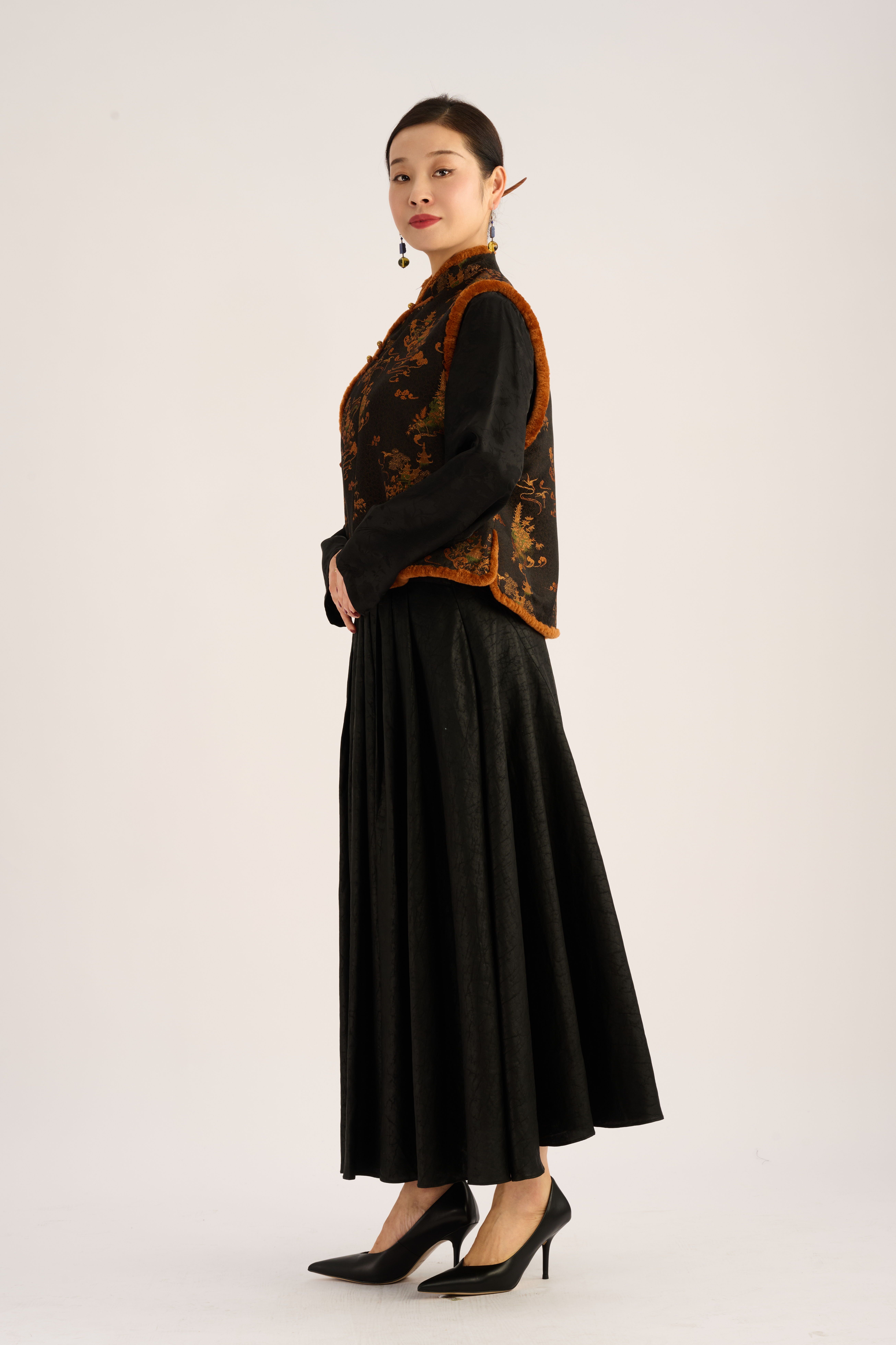 Yungong Embroidered Vest