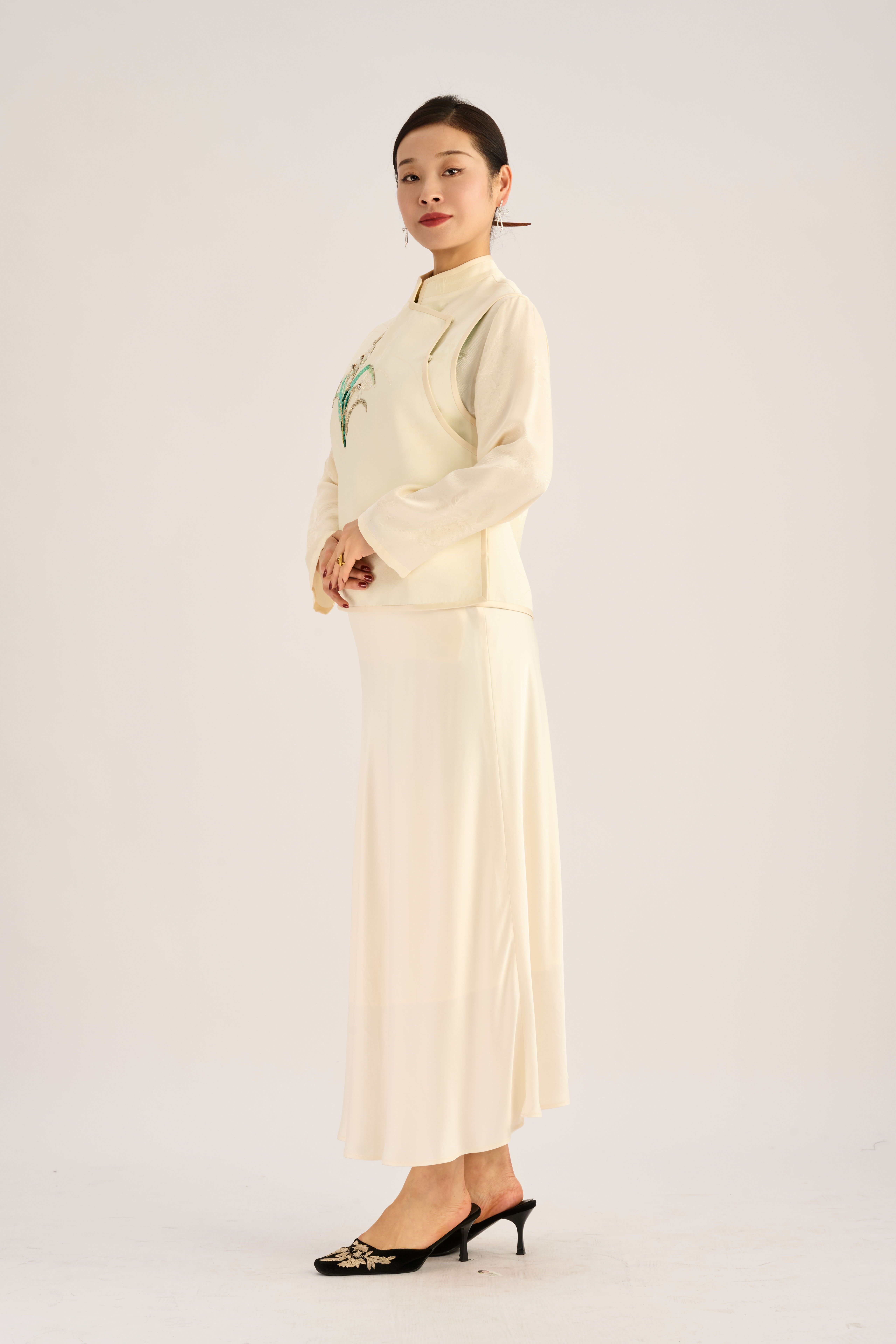 Zhuzhui Embroidered Vest