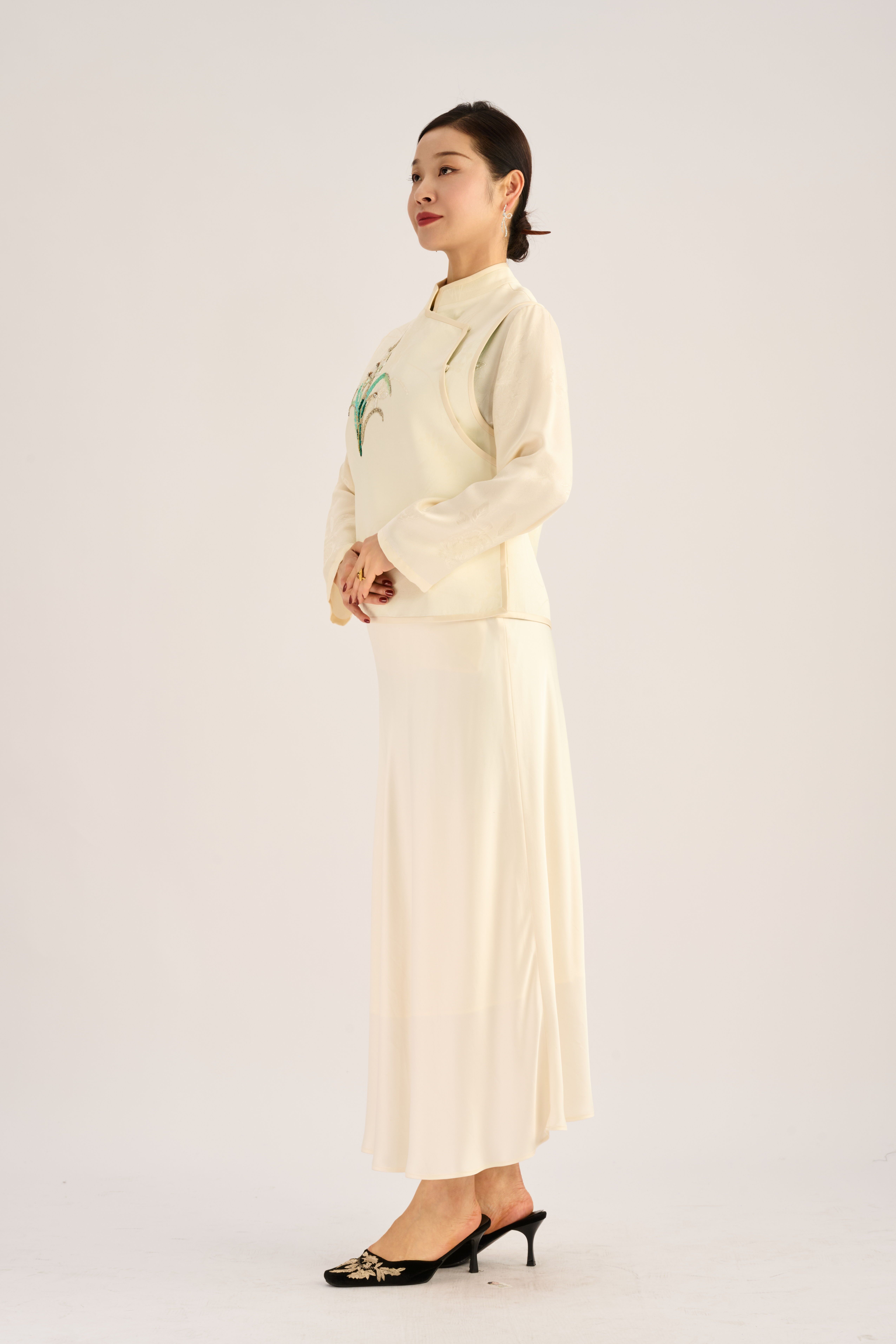 Zhuzhui Embroidered Vest