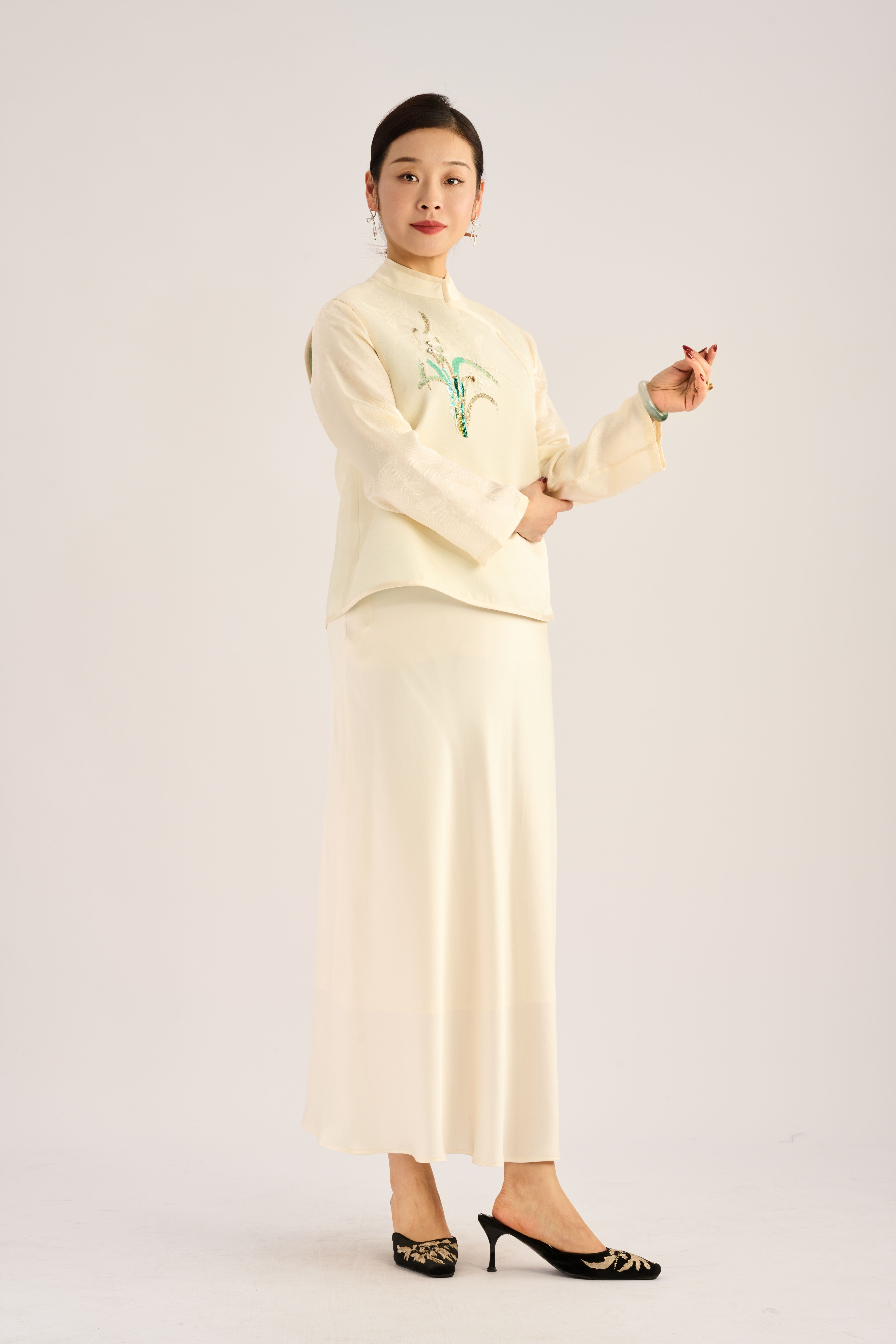 Zhuzhui Embroidered Vest