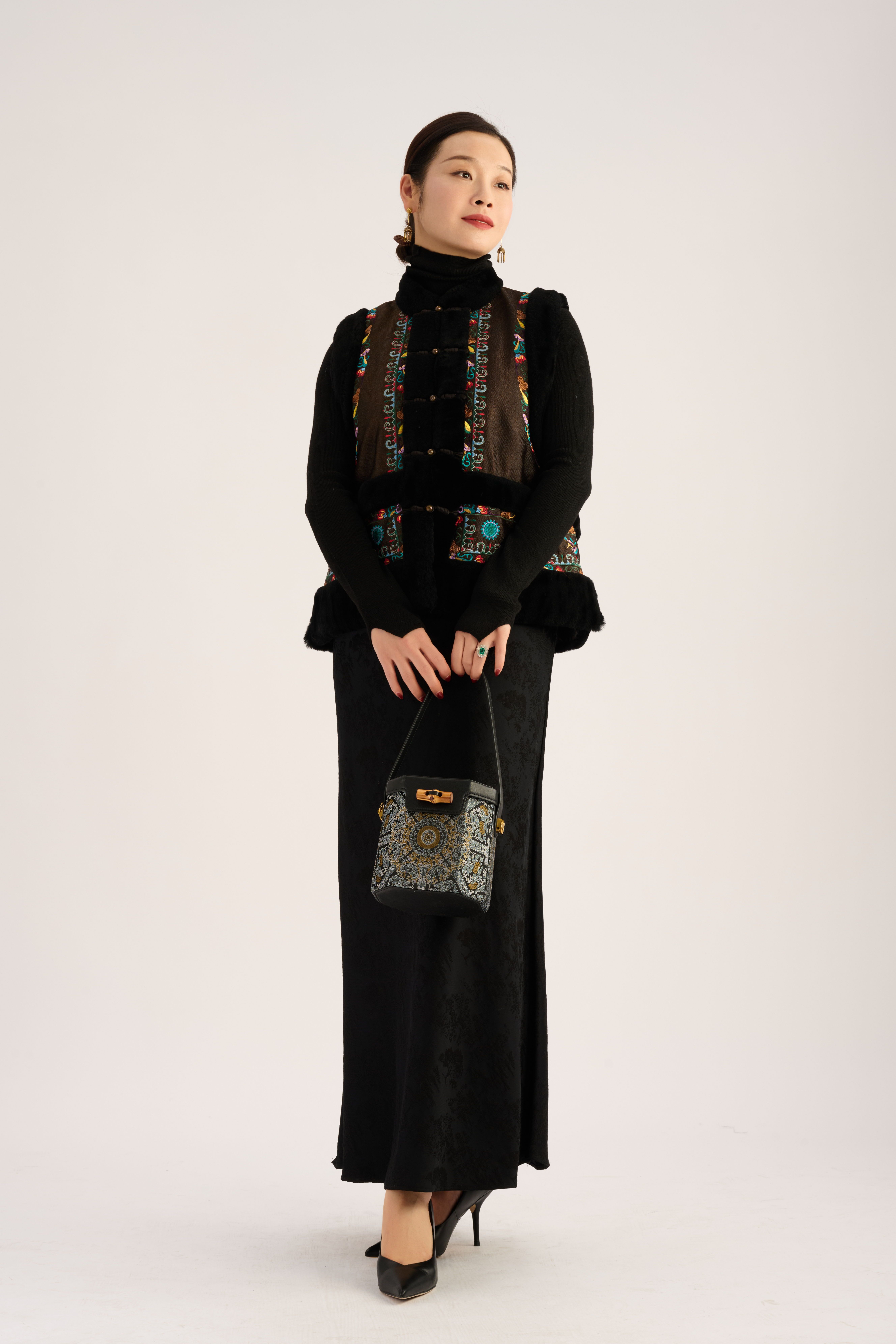 Falun Pattern Handbag