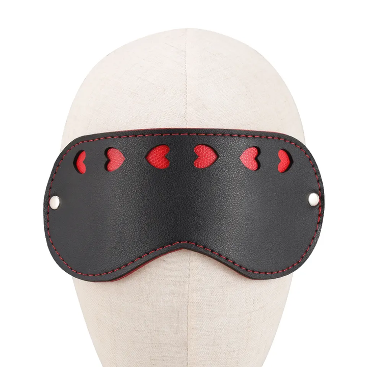 Black and Red Heart Bondage Kits with Artificial Leather BDSM Gear Adult Mask for Women Cosplay Sex Toys