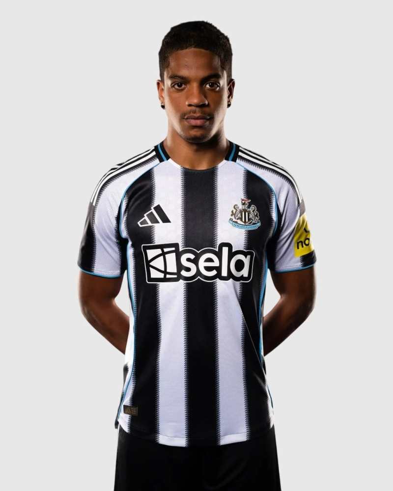 Newcastle Home Match Shirt 2025 2026