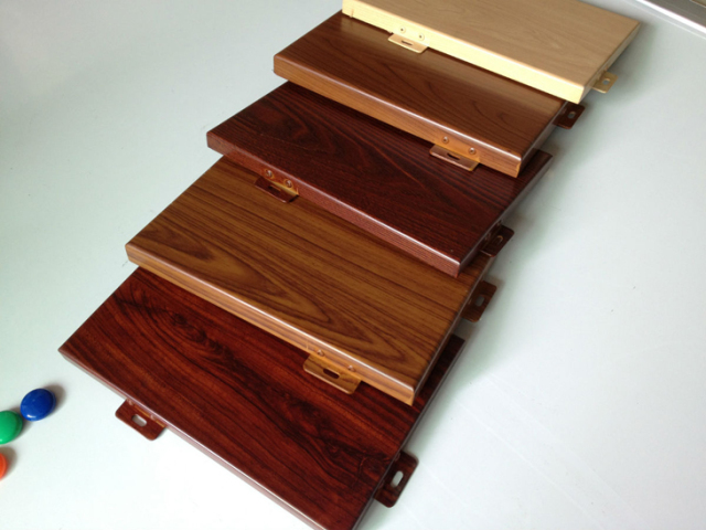 Wood-grain aluminum single panel