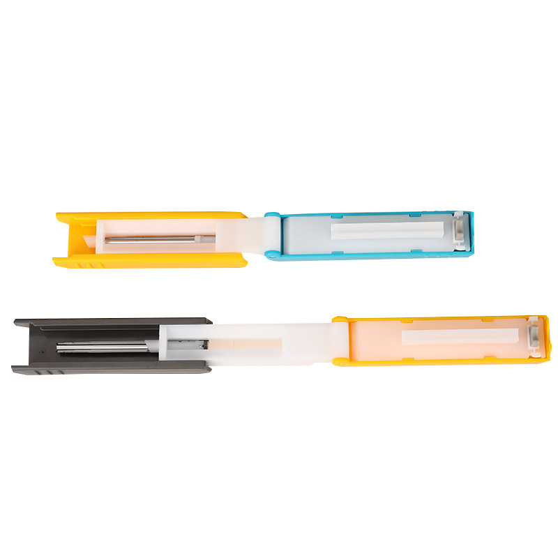 Wholesale Train shape Plastic Cigarette Injector