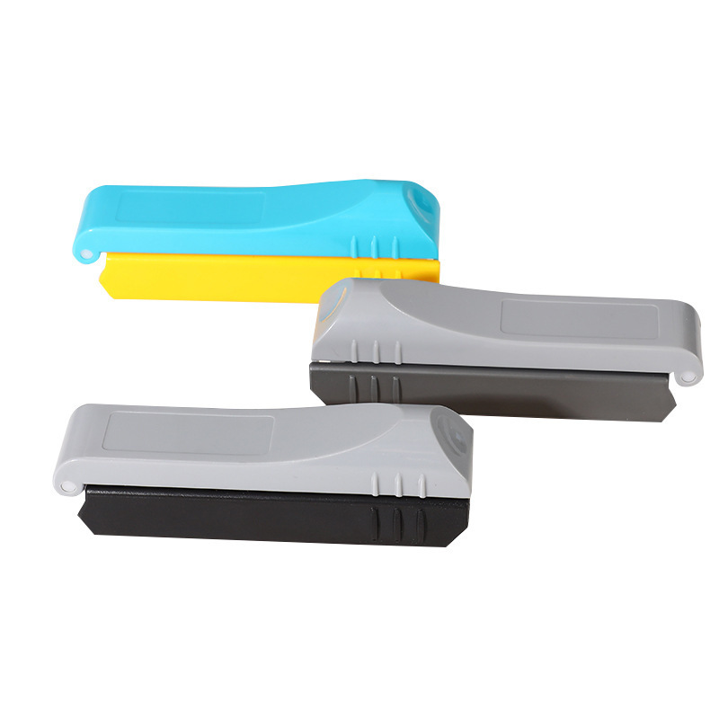 Wholesale Train shape Plastic Cigarette Injector