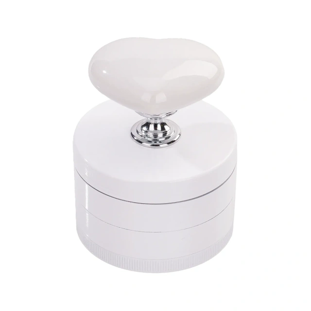 Wholesale Sweet Heart Shaped Design Zinc Alloy Herb Grinder Weed Grinder