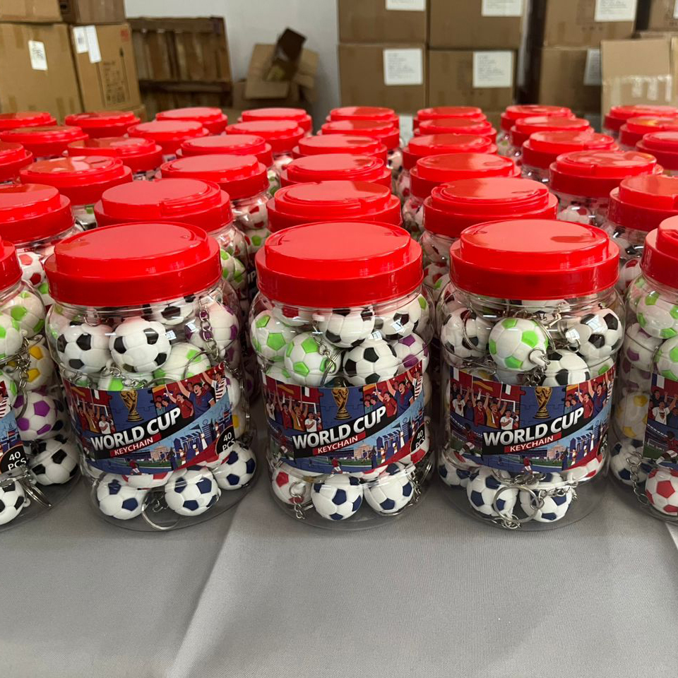 Wholesale Popular World Cup Cheap Price Colorful Football Keychain in Jar