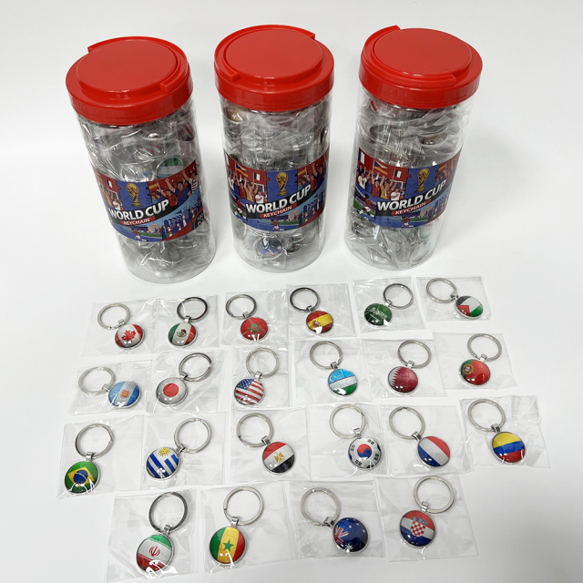 Wholesale Popular World Cup Cheap Price Colorful Football Team Flag Keychain in Jar