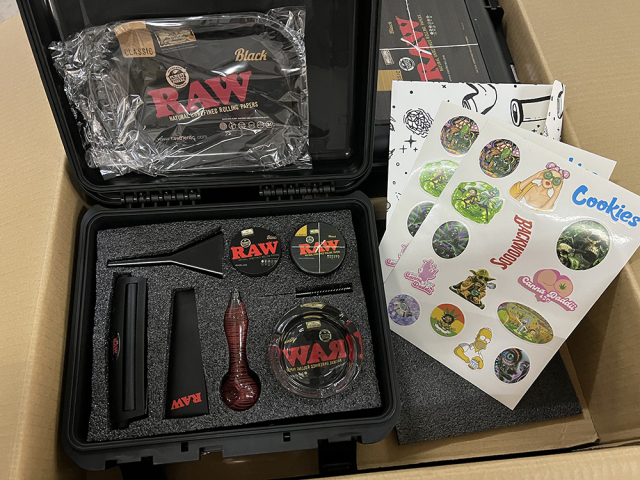 Wholesale Popular Rolling Machine Rolling Tray Smoke Set with Lock Box